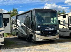 Used 2015 Newmar Bay Star 3215 available in Pottstown, Pennsylvania