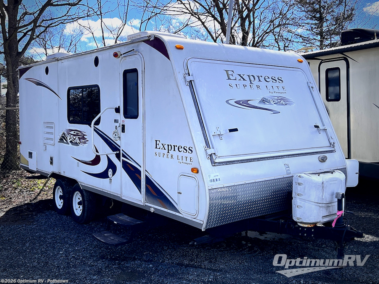Used 2011 Keystone Passport Express SL 235EXP available in Pottstown, Pennsylvania