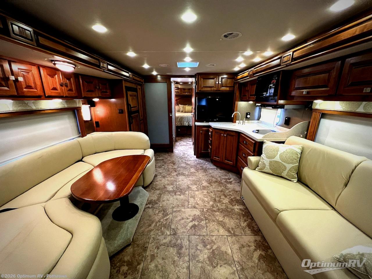 Used 2013 Tiffin Allegro Breeze 32 BR available in Pottstown, Pennsylvania