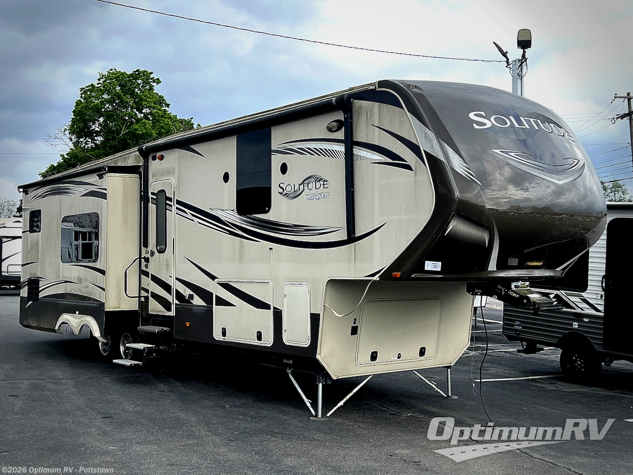 Used 2014 Grand Design Solitude 368RD available in Pottstown, Pennsylvania