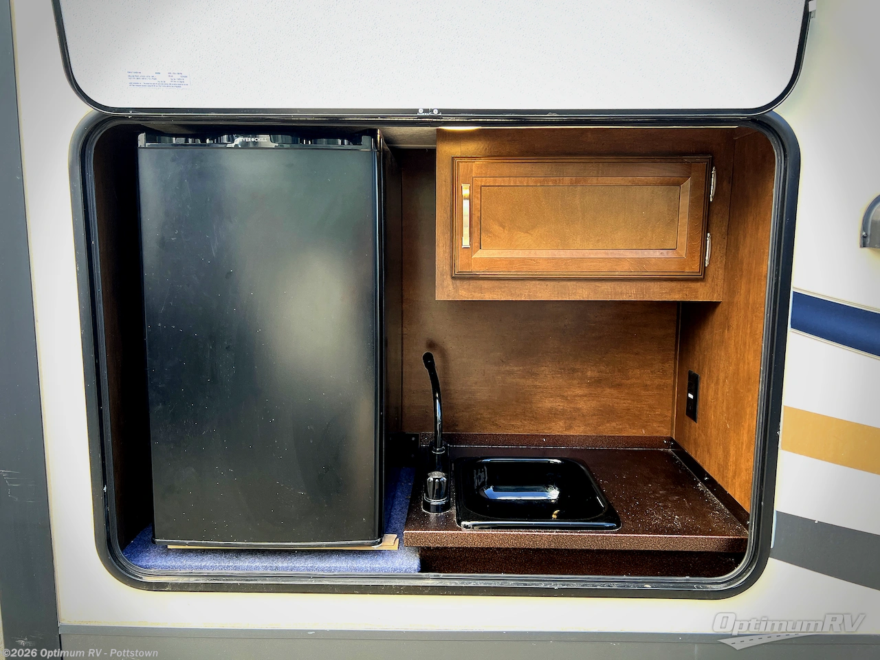 Used 2017 Forest River Salem Hemisphere Hyper-Lyte 29RLSHL available in Pottstown, Pennsylvania