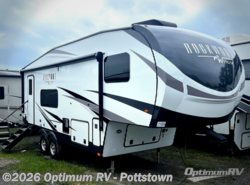 Used 2024 Forest River Rockwood Signature 282RD available in Pottstown, Pennsylvania