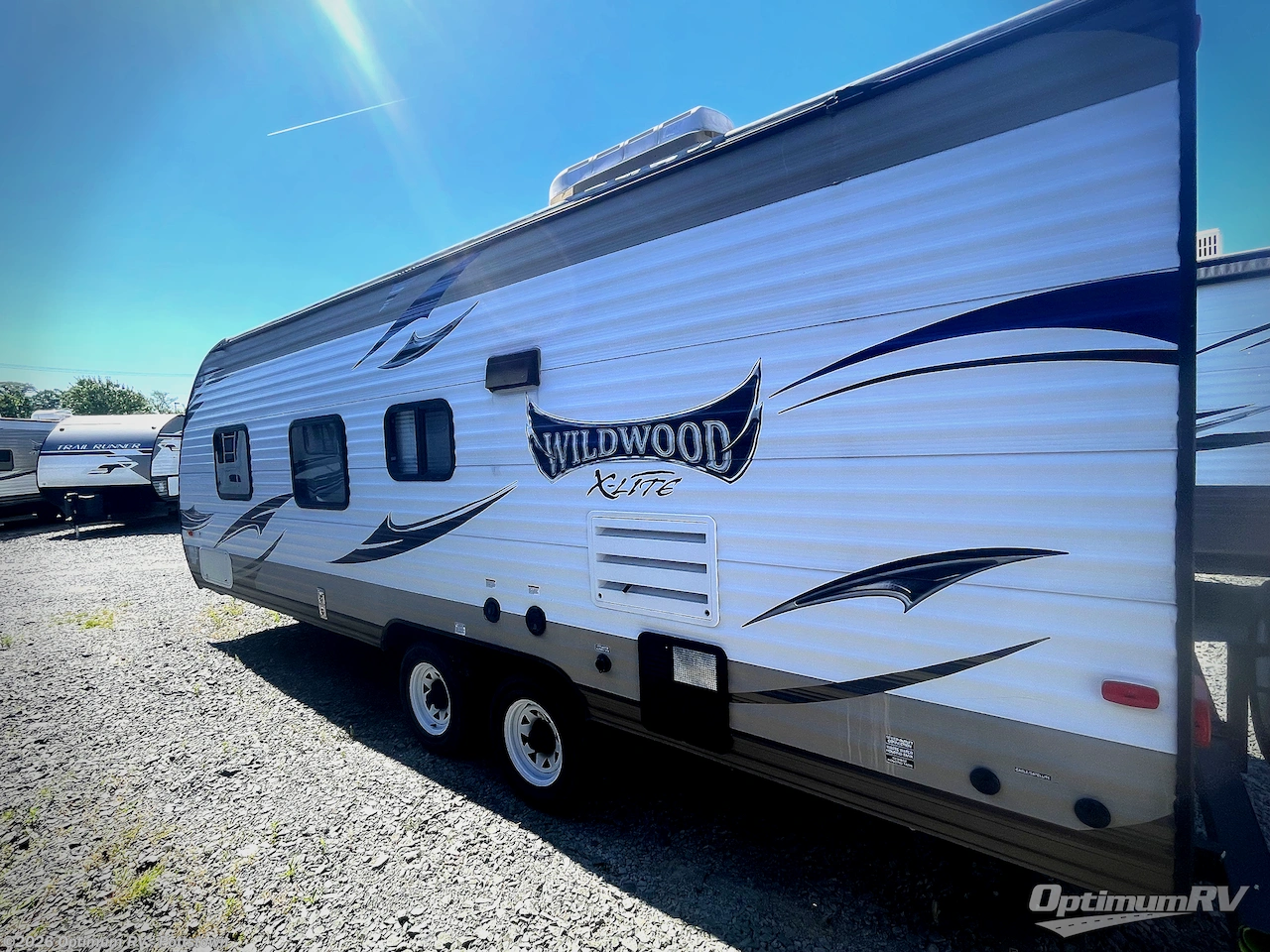 Used 2016 Forest River Wildwood X-Lite 241QBXL available in Pottstown, Pennsylvania