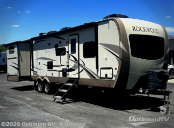 Used 2018 Forest River Rockwood Signature Ultra Lite 8326BHS available in Pottstown, Pennsylvania