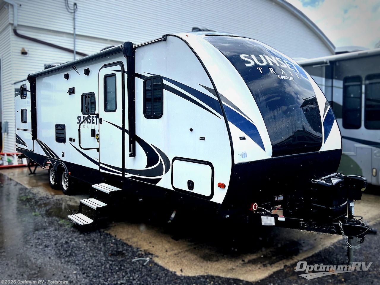 Used 2018 CrossRoads Sunset Trail Super Lite SS289QB available in Pottstown, Pennsylvania