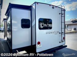 Used 2020 Forest River Rockwood Signature Ultra Lite 8335SB available in Pottstown, Pennsylvania