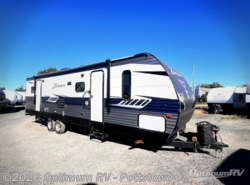 Used 2018 CrossRoads Zinger ZR320FB available in Pottstown, Pennsylvania