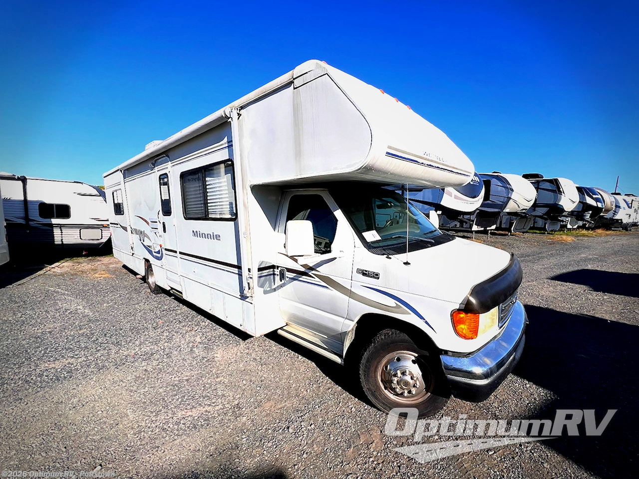 Used 2003 Winnebago Minnie Winnie 32G available in Pottstown, Pennsylvania