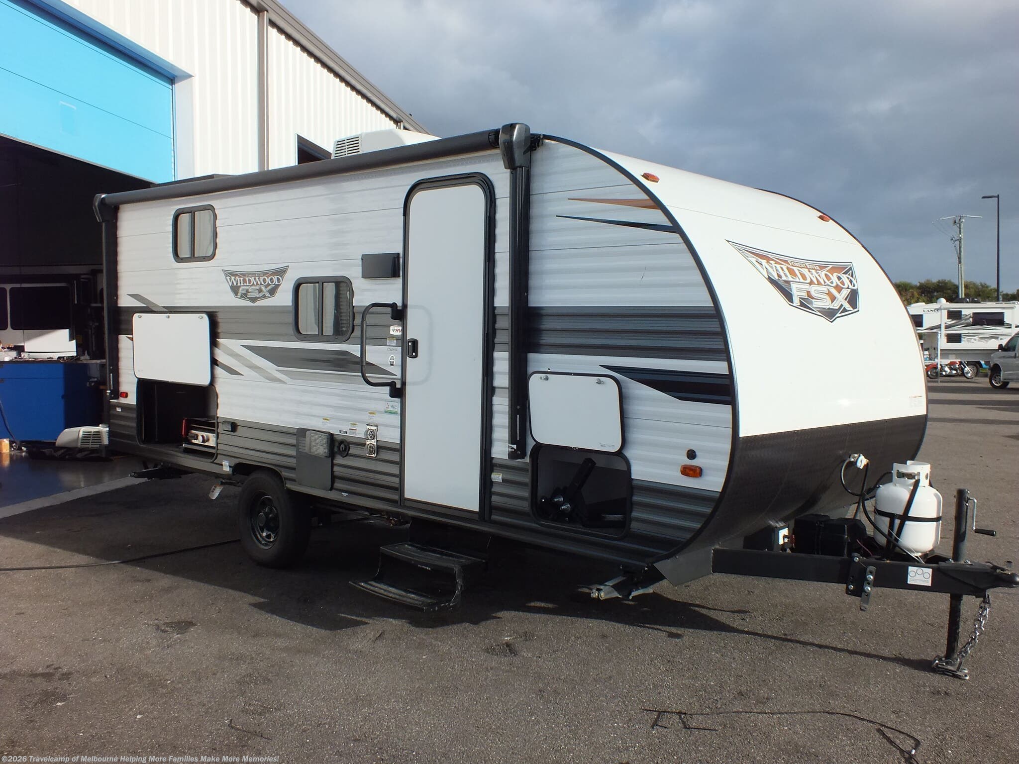 Used 2022  Forest River Wildwood 178BHSK by Forest River from Travelcamp of Melbourne in Melbourne, FL