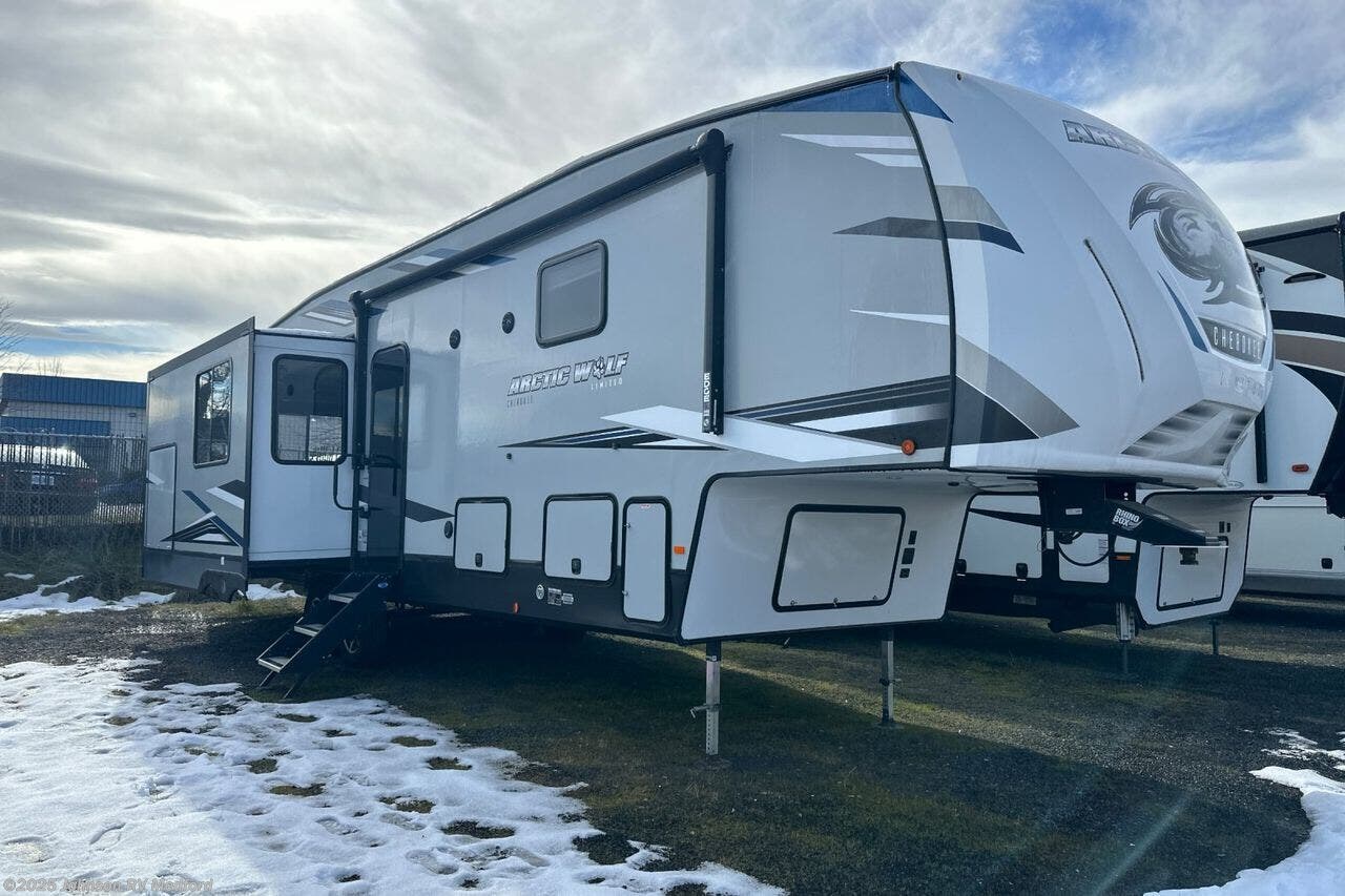 Used 2021 Forest River Cherokee Arctic Wolf 3550 SUITE available in Medford, Oregon