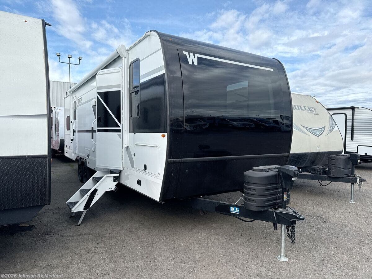 New 2026 Winnebago Thrive 28BHS available in Medford, Oregon
