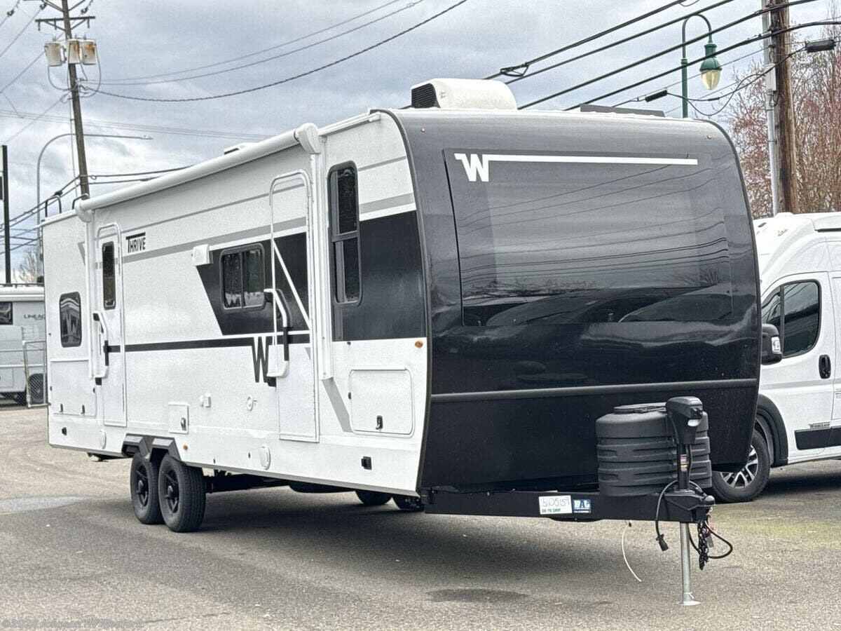 New 2026 Winnebago Thrive 28BHS available in Medford, Oregon