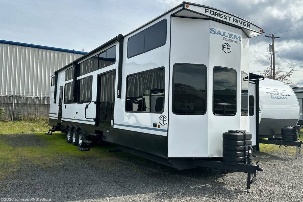 New 2025 Forest River Salem Grand Villa 44VIEW available in Medford, Oregon