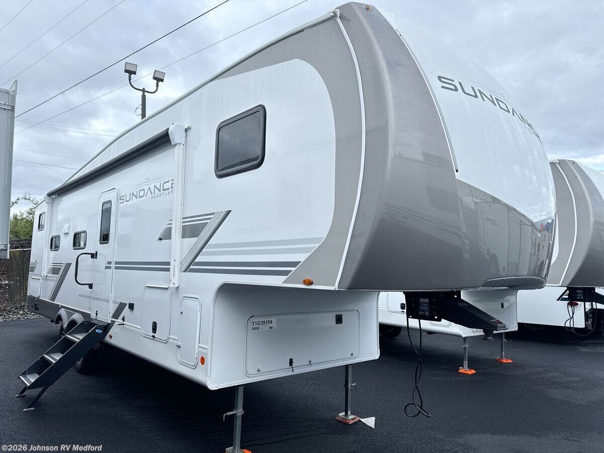 New 2026 Heartland Sundance XLT 28DB available in Medford, Oregon