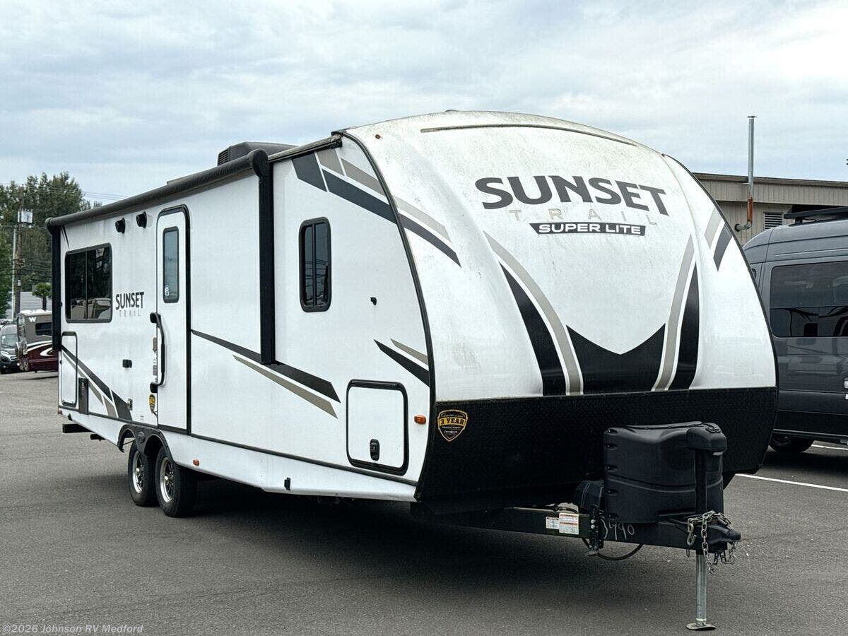 Used 2022 CrossRoads Sunset Trail Super Lite 268RL available in Medford, Oregon