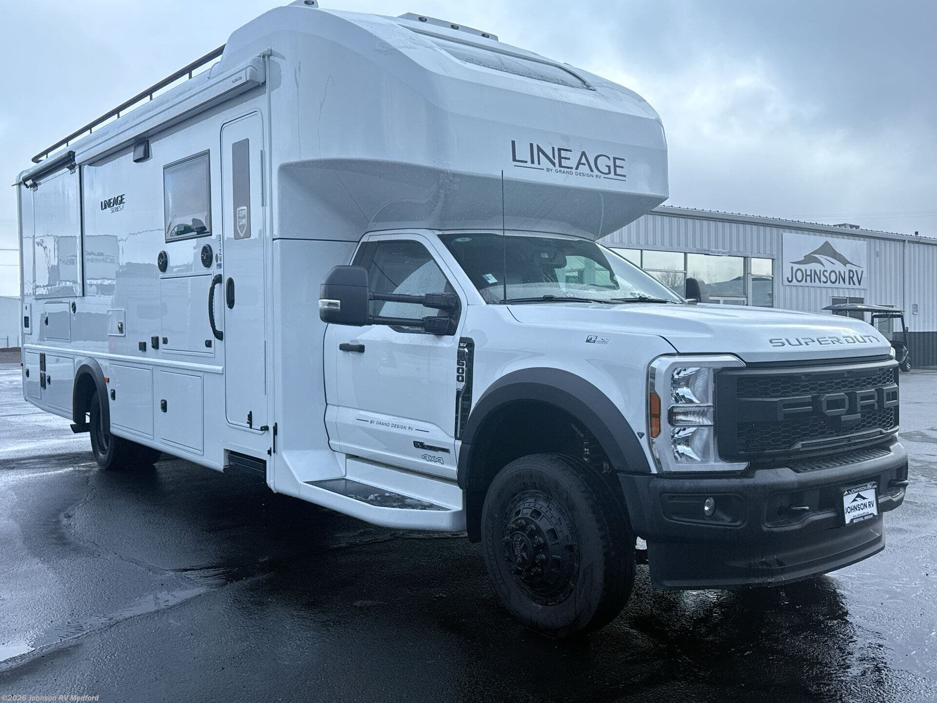 New 2026 Grand Design Lineage 31ZW available in Medford, Oregon