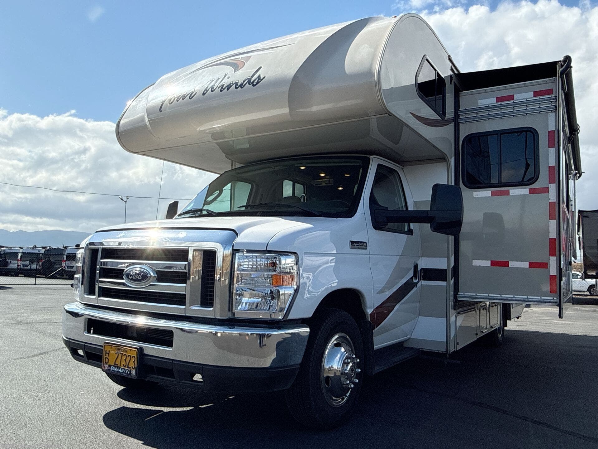Used 2018 Thor Motor Coach  FOURWINDS 24F available in Medford, Oregon