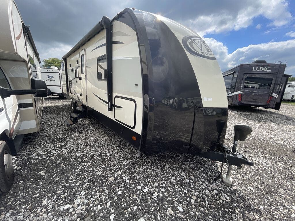 Used 2016 Forest River Vibe 272BHS available in Columbia City, Indiana