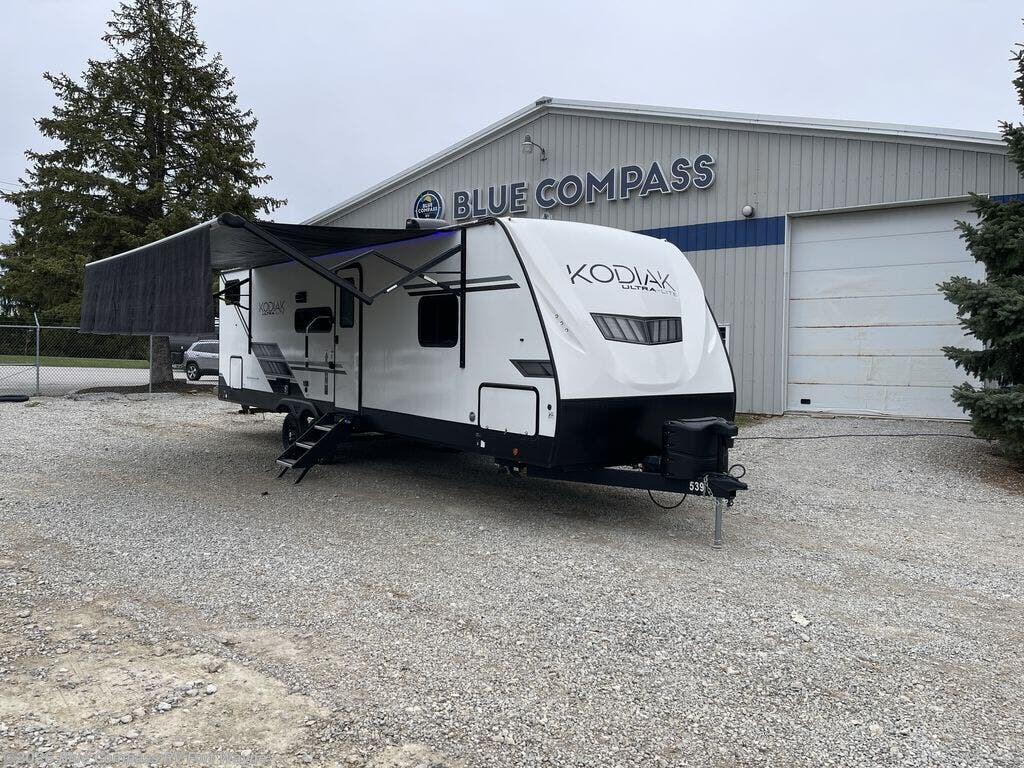 Used 2022 Dutchmen Kodiak Ultra-Lite 296BHSL available in Columbia City, Indiana