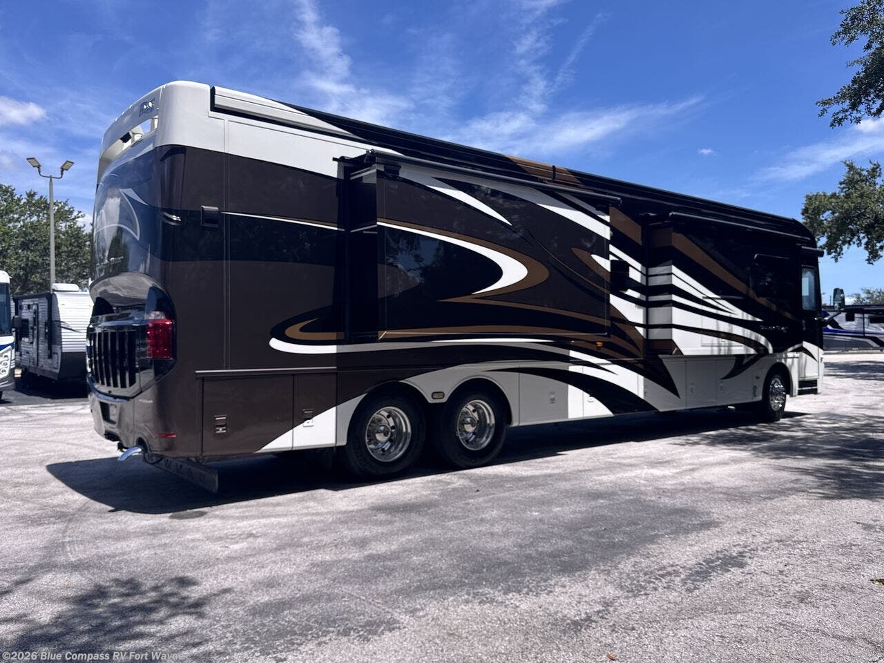Used 2015 Newmar Dutch Star 4366 available in Columbia City, Indiana