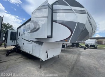 New 2022 Grand Design Solitude ST373FBR available in Vidor, Texas