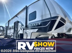New 2026 Dutchmen Voltage V-Series 3800 available in Vidor, Texas