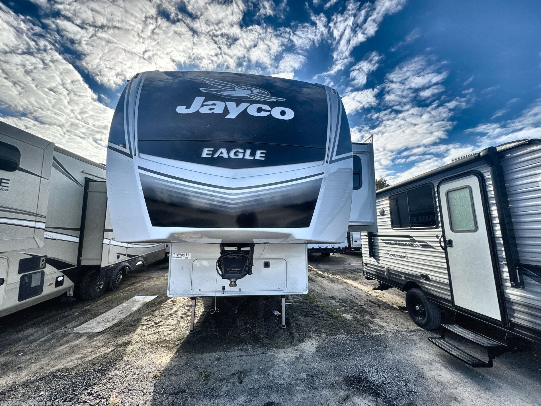 New 2026 Jayco Eagle 355MBQS available in Vidor, Texas