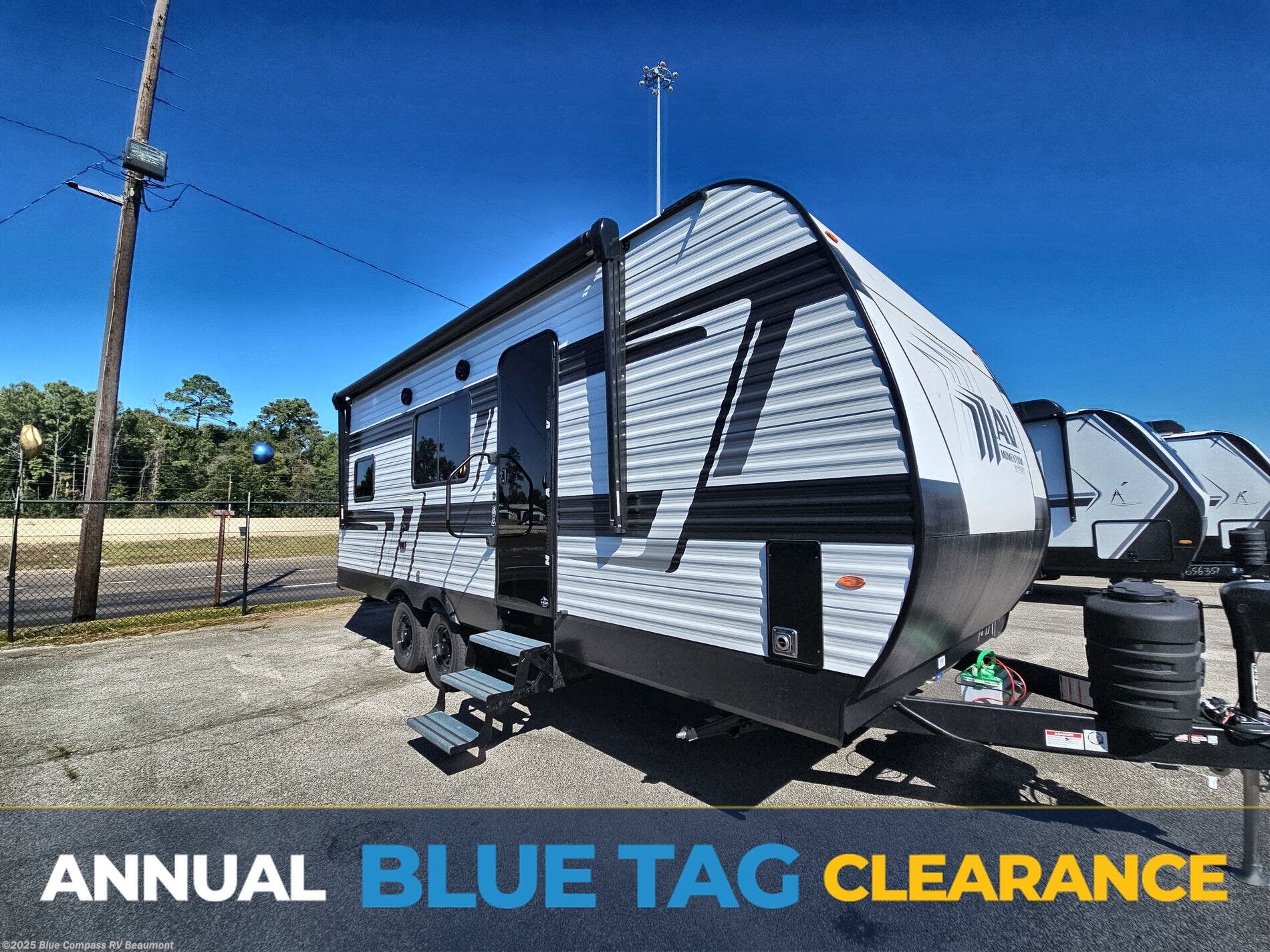 New 2026 Grand Design Momentum MAV 22MAV available in Vidor, Texas