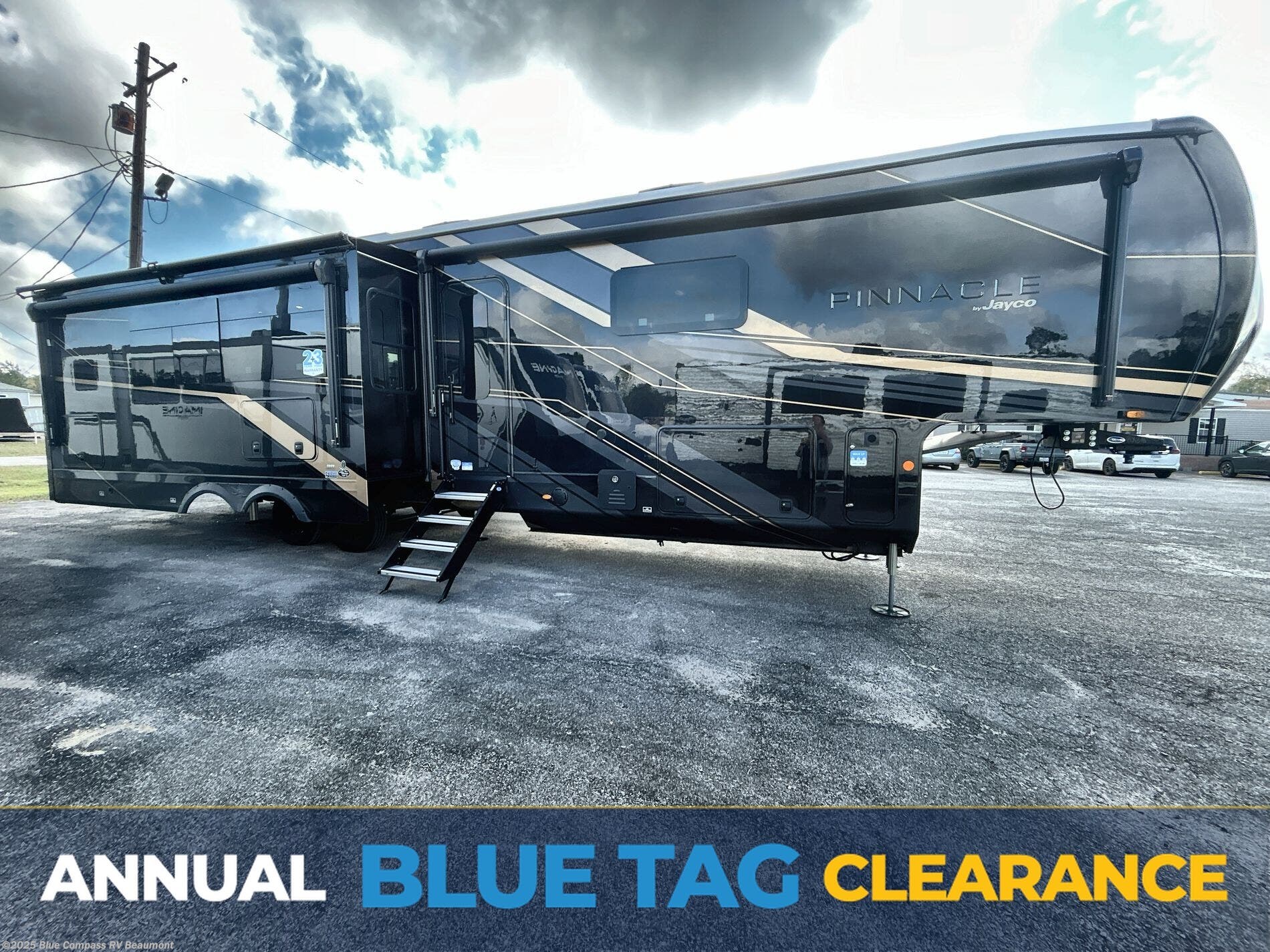New 2026 Jayco Pinnacle 38FBRK available in Vidor, Texas