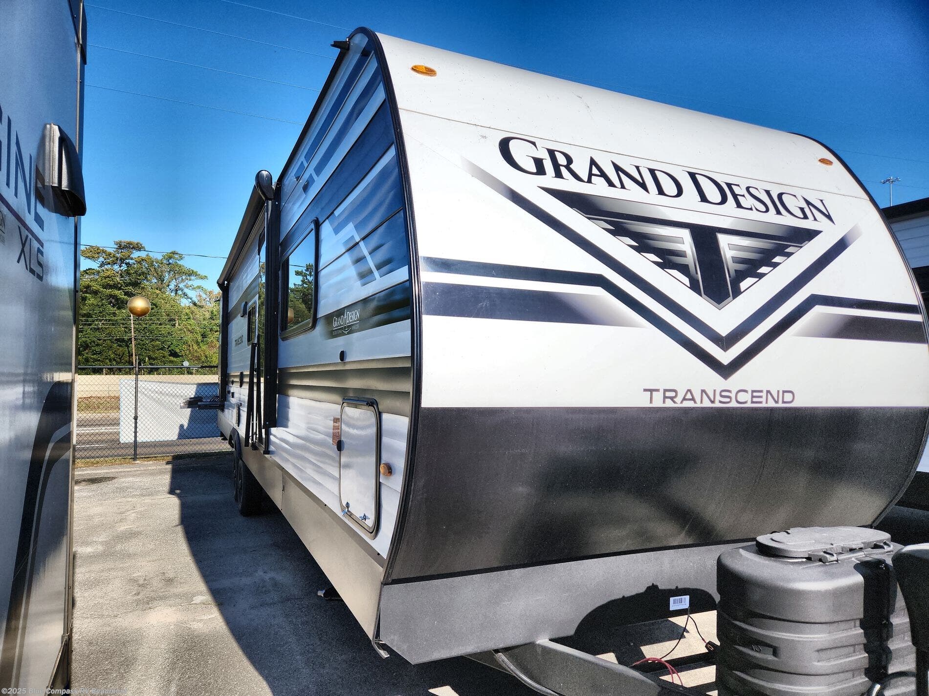 New 2026 Grand Design Transcend 335BHT available in Vidor, Texas