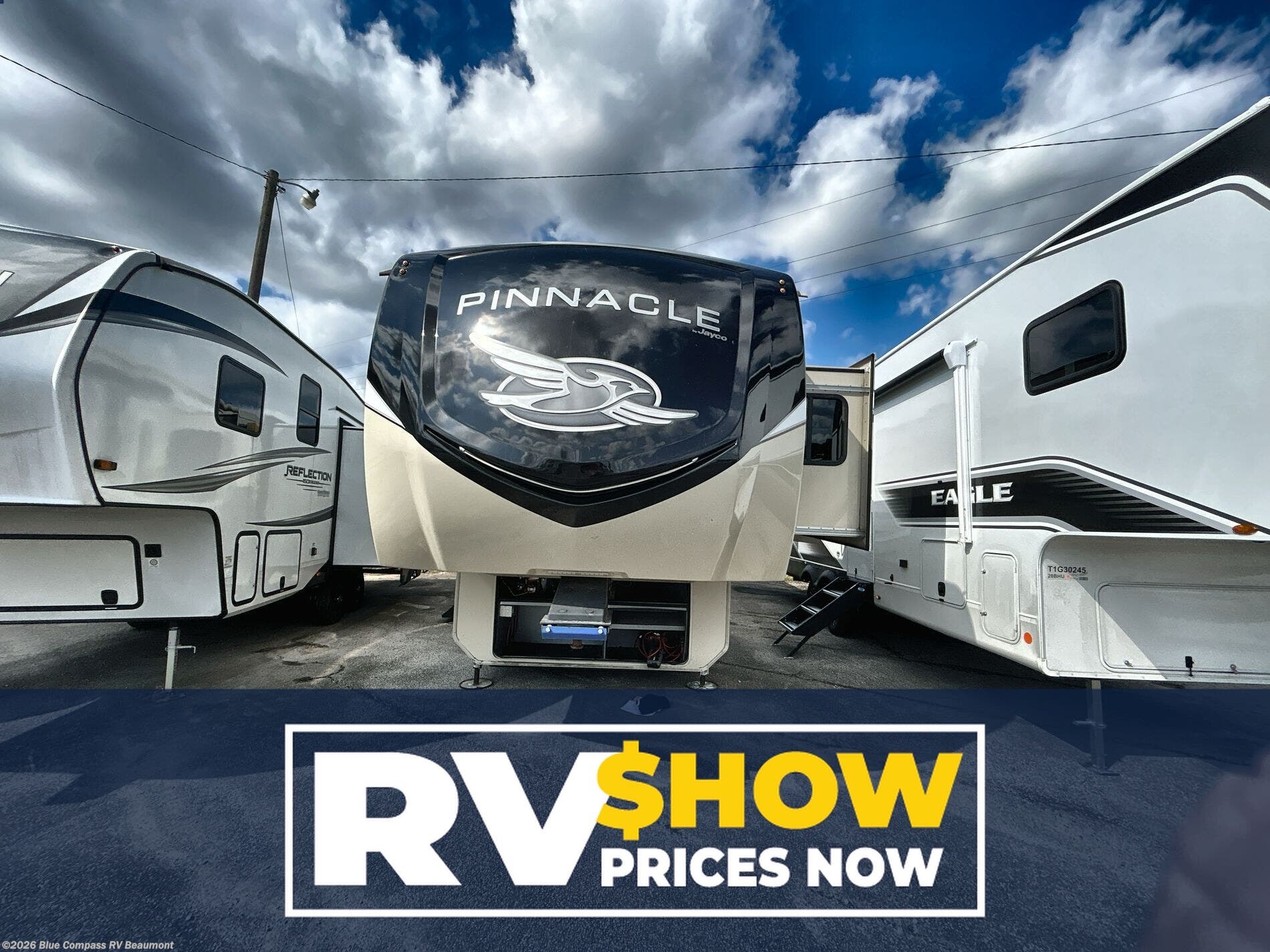 Used 2022 Jayco Pinnacle 32RLTS available in Vidor, Texas