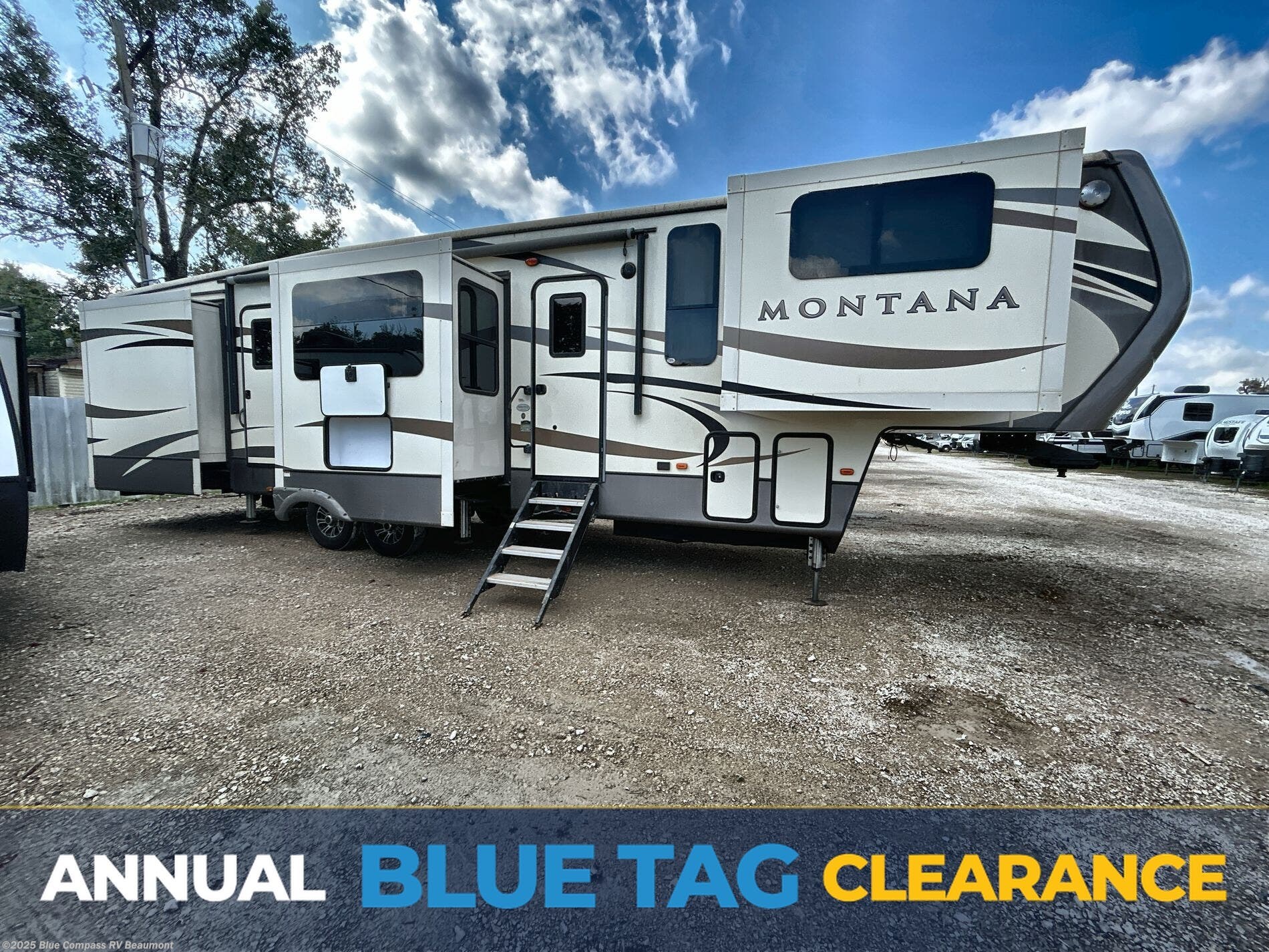 Used 2017 Keystone Montana 373FL available in Vidor, Texas