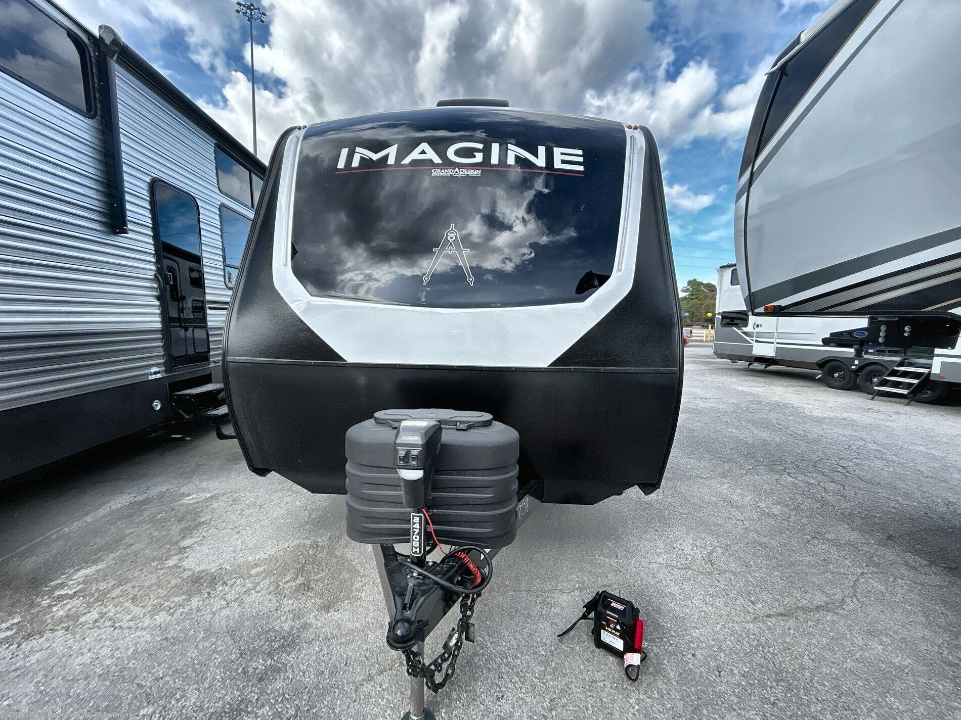 New 2026 Grand Design Imagine 2470BH available in Vidor, Texas