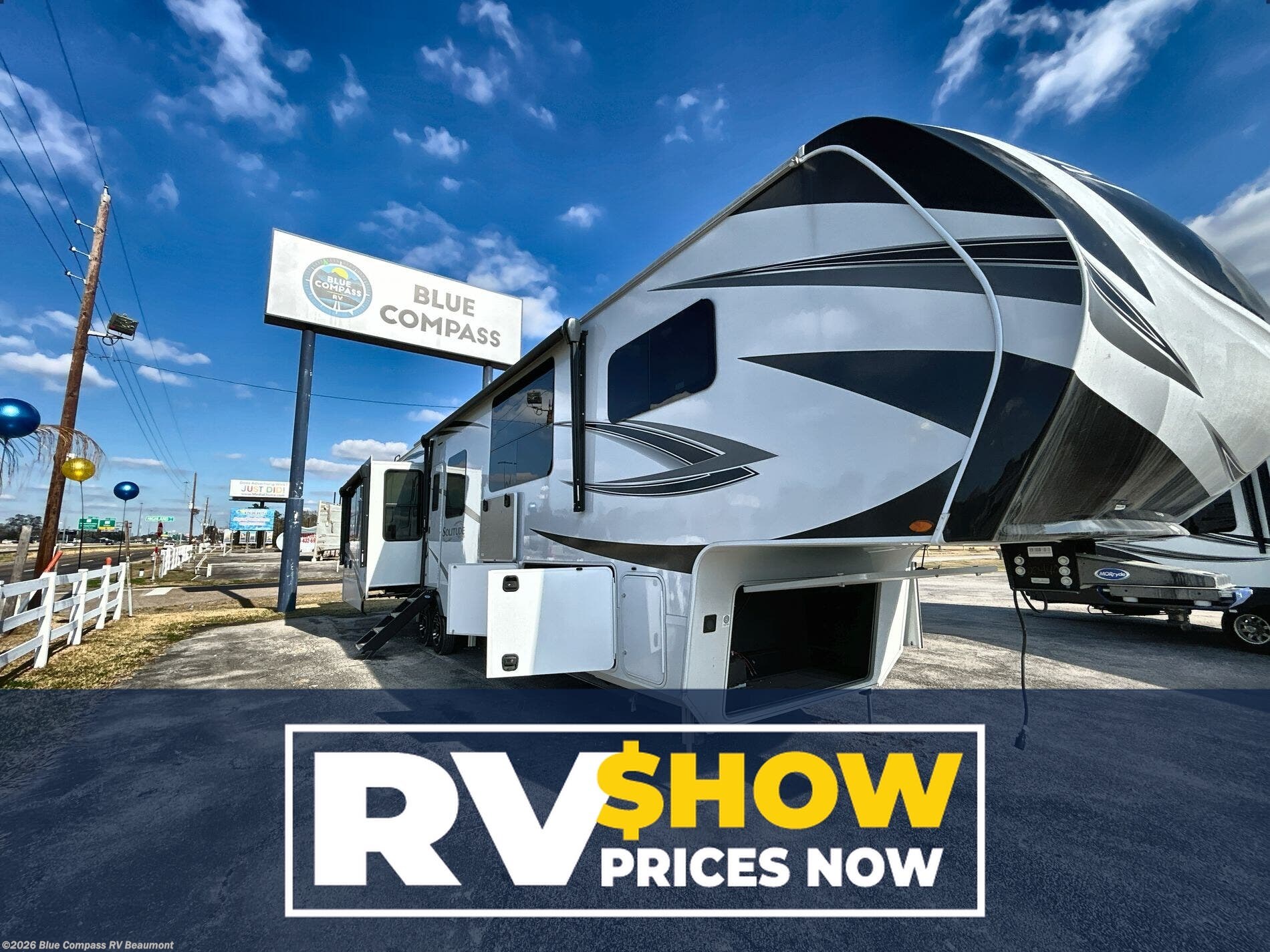Used 2025 Grand Design Solitude 388mbs available in Vidor, Texas