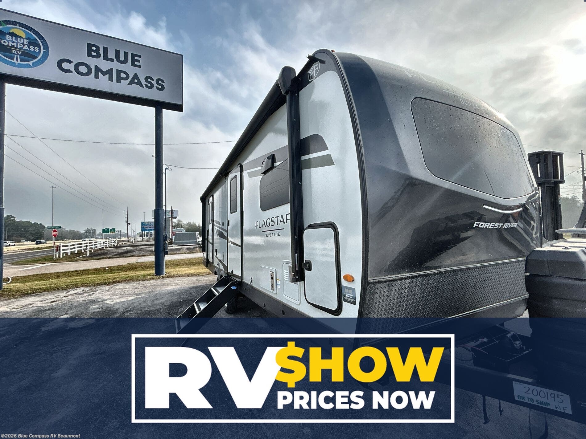 New 2026 Forest River Flagstaff Super Lite 26FKBS available in Vidor, Texas