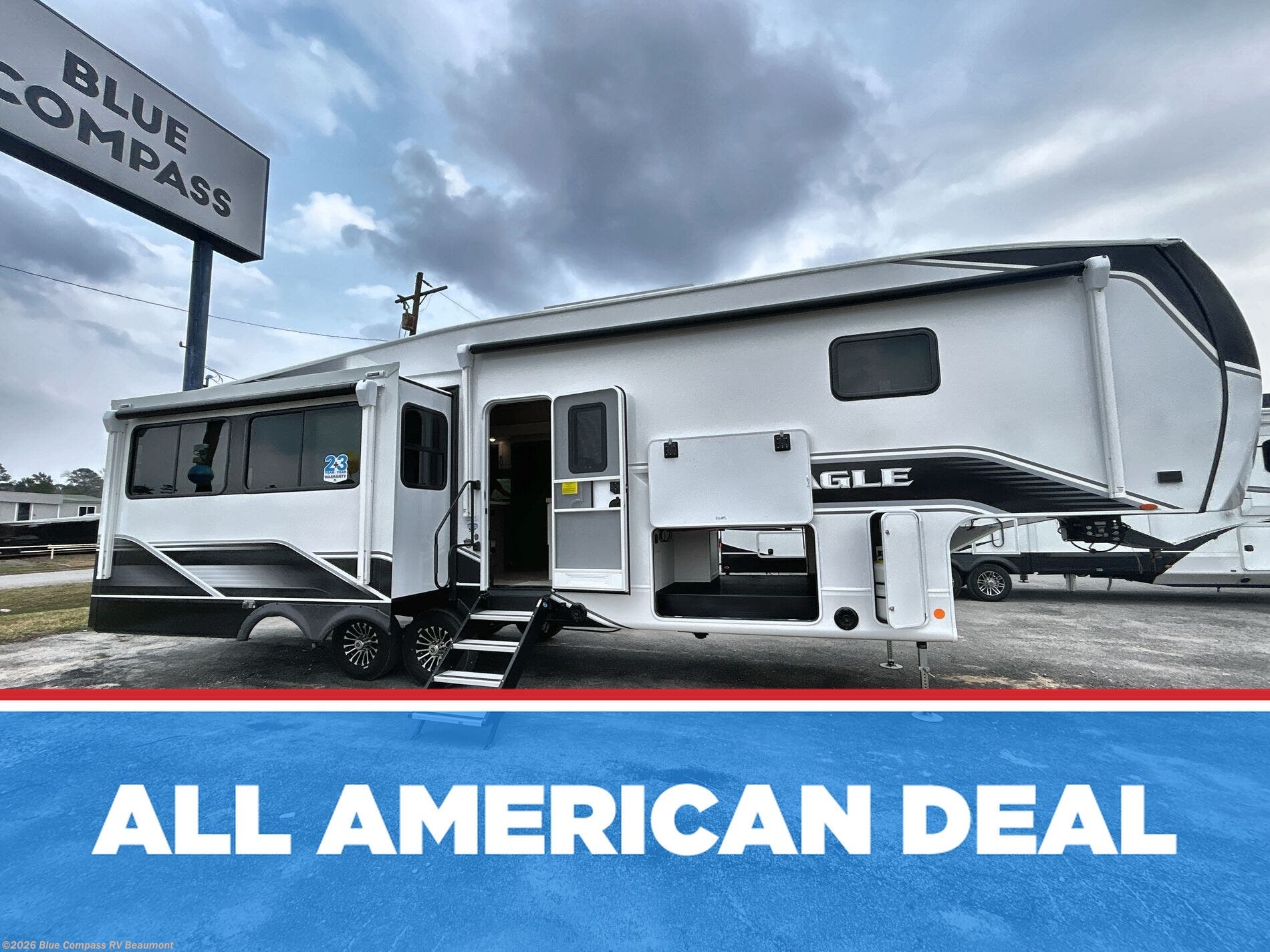 New 2026 Jayco Eagle 321RSTS available in Vidor, Texas