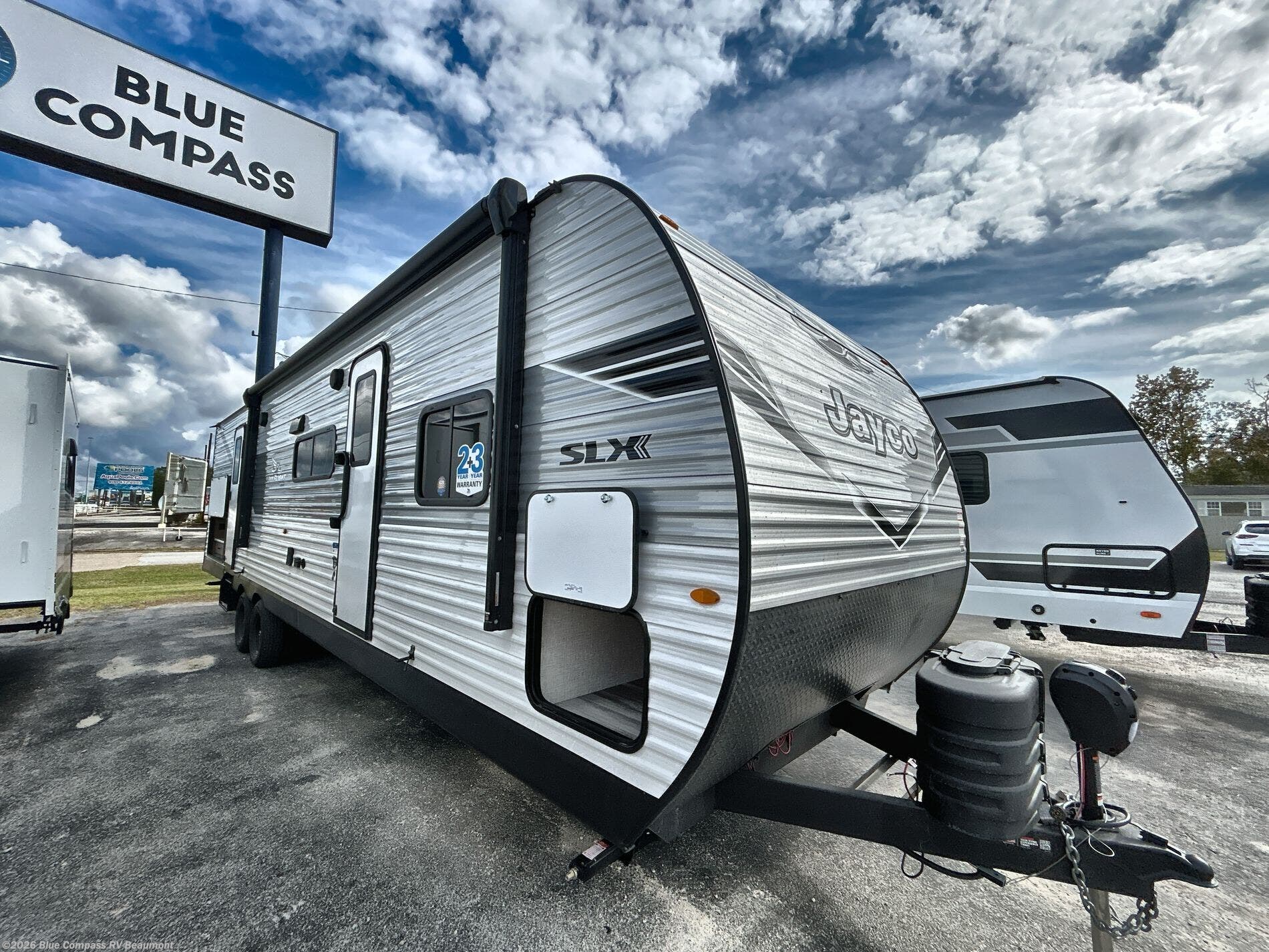 New 2026 Jayco Jay Flight SLX 321BDS available in Vidor, Texas