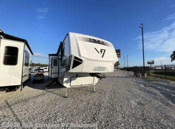 New 2026 Dutchmen Voltage V-Series 3850 available in Vidor, Texas