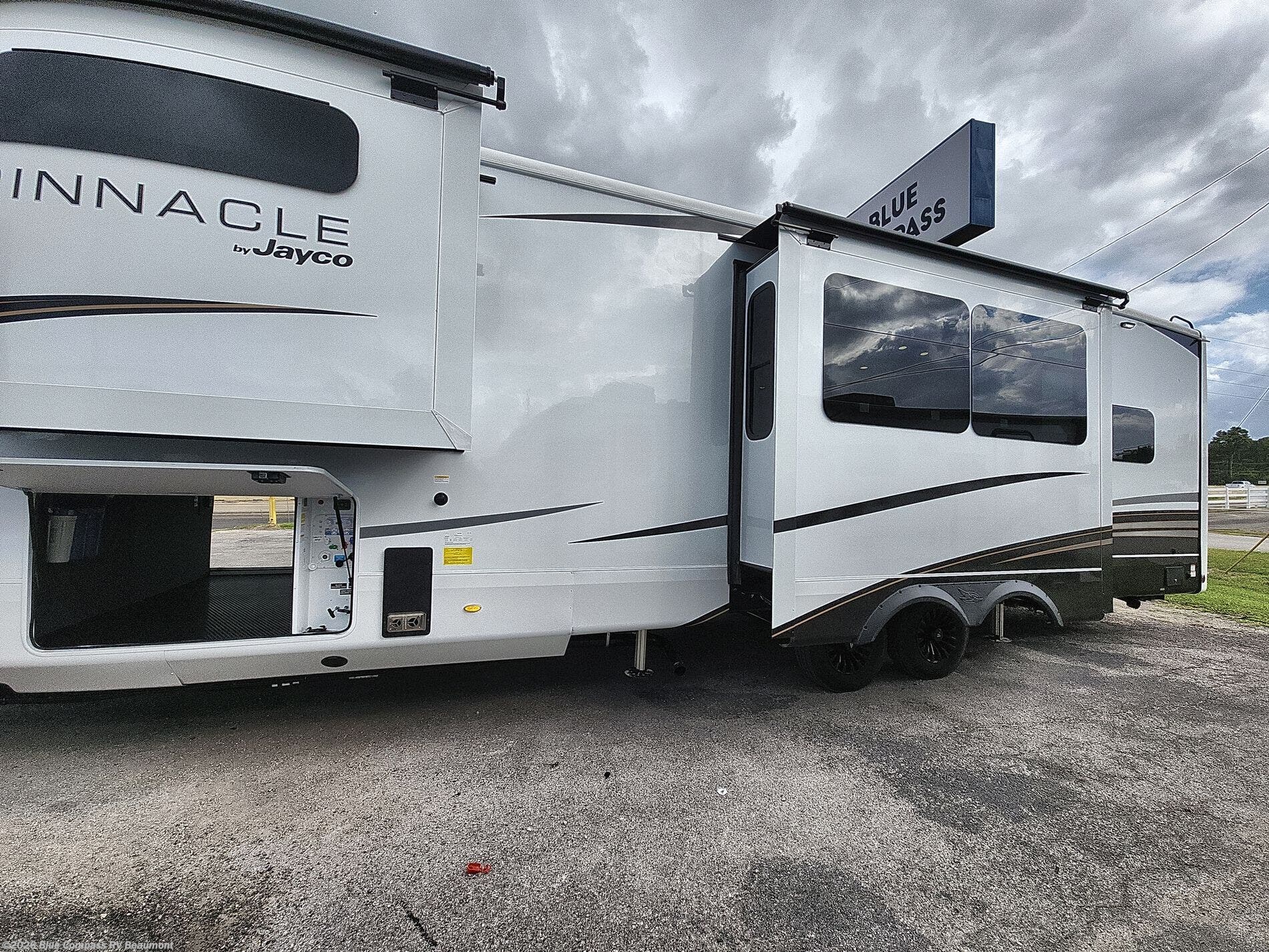 New 2026 Jayco Pinnacle 38FBRK available in Vidor, Texas