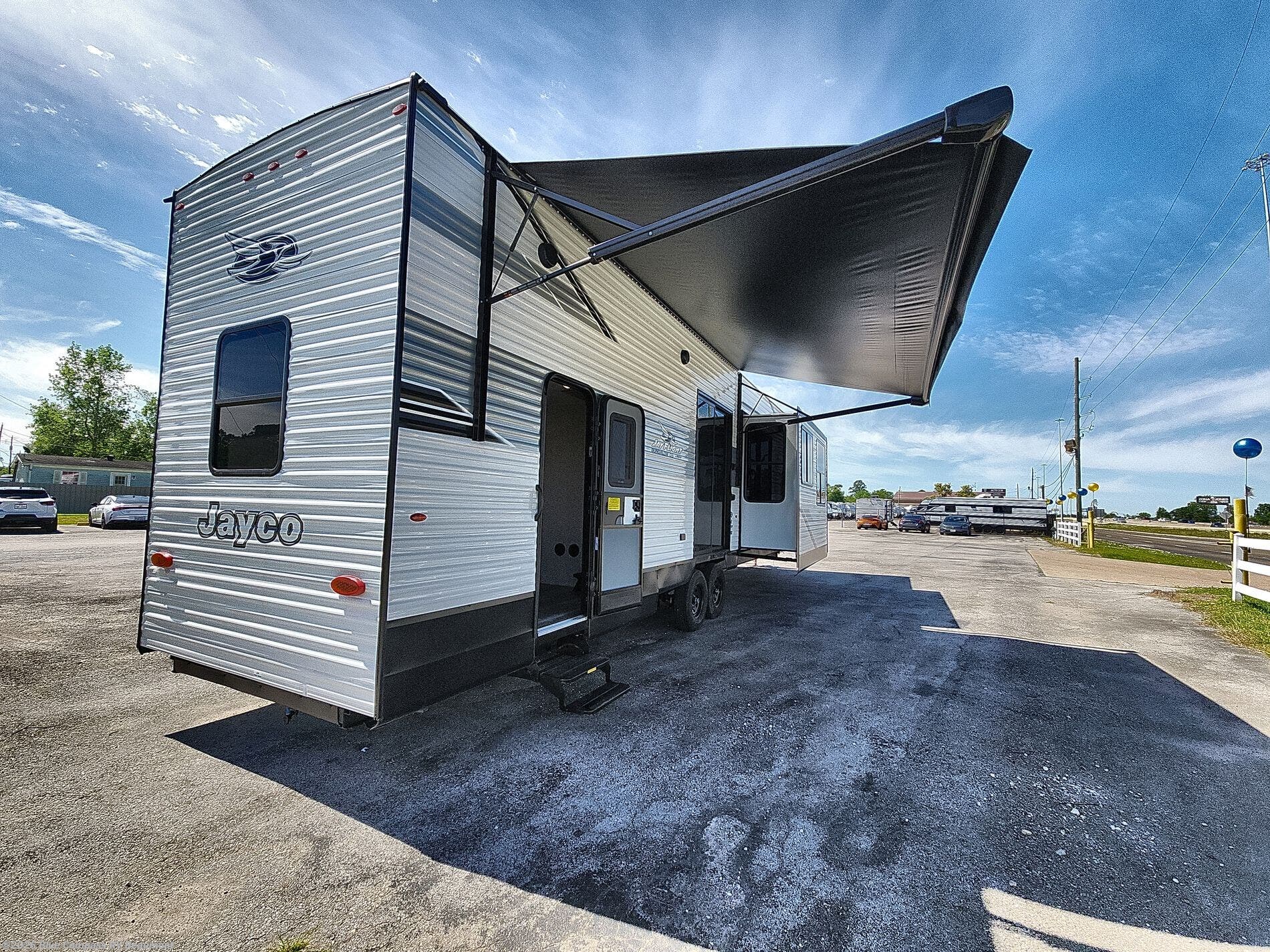 New 2026 Jayco Jay Flight Bungalow 404LOFT DS available in Vidor, Texas