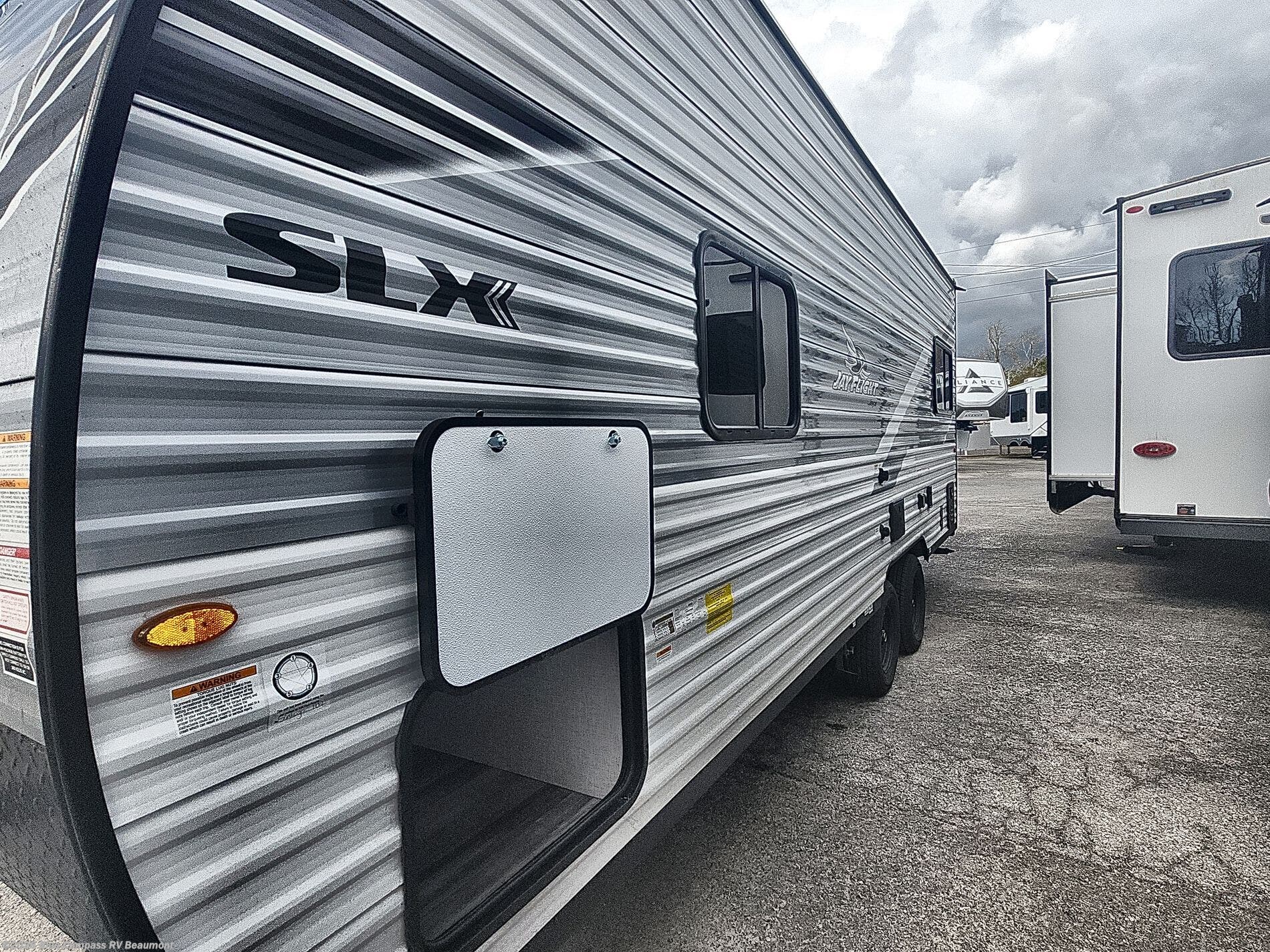 New 2026 Jayco Jay Flight SLX 210QB available in Vidor, Texas