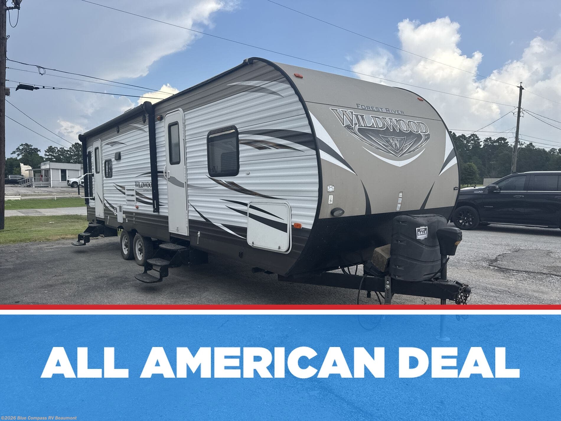 Used 2017 Forest River Wildwood 27RLHD available in Vidor, Texas