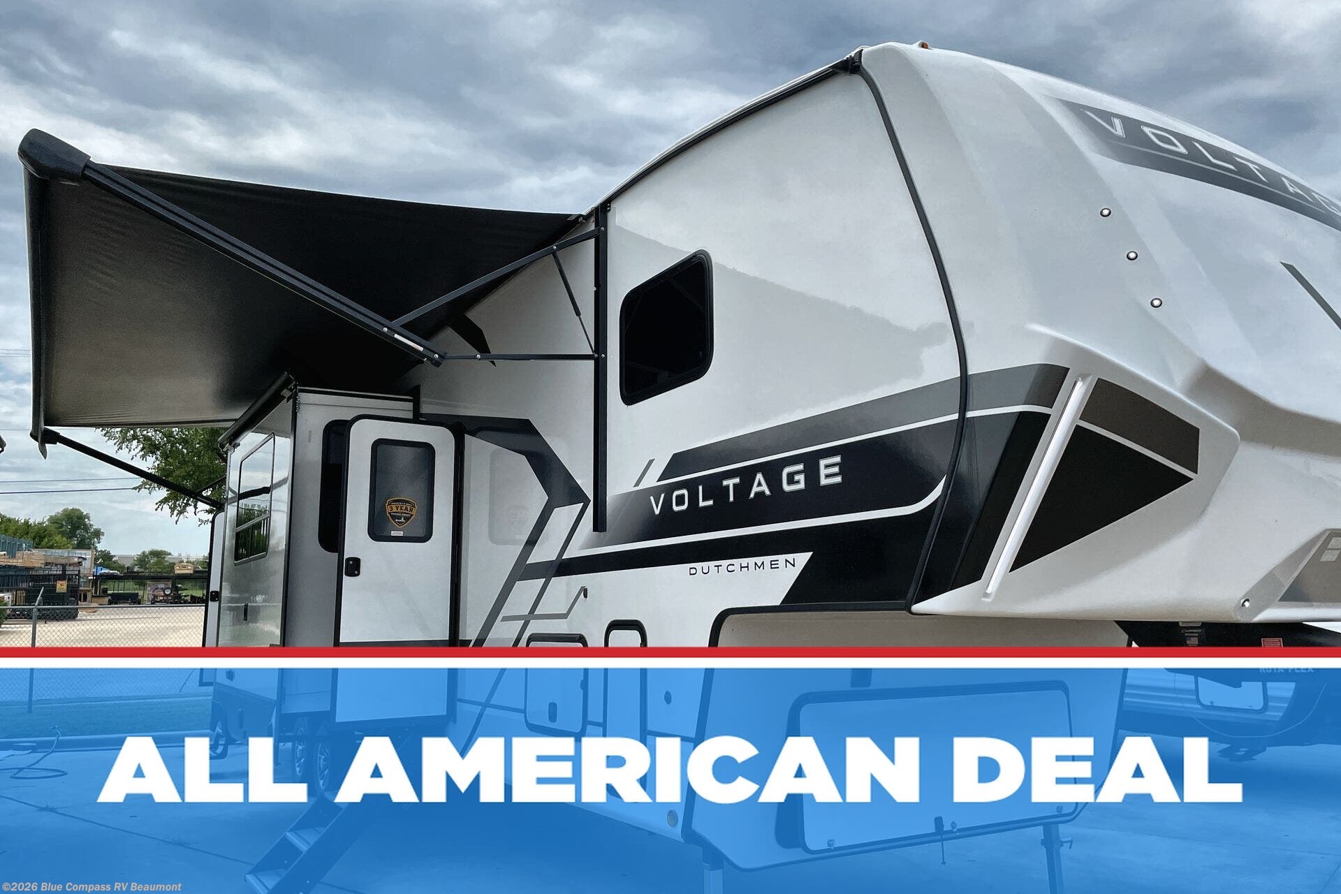 New 2026 Dutchmen Voltage V-Series 3850 available in Vidor, Texas