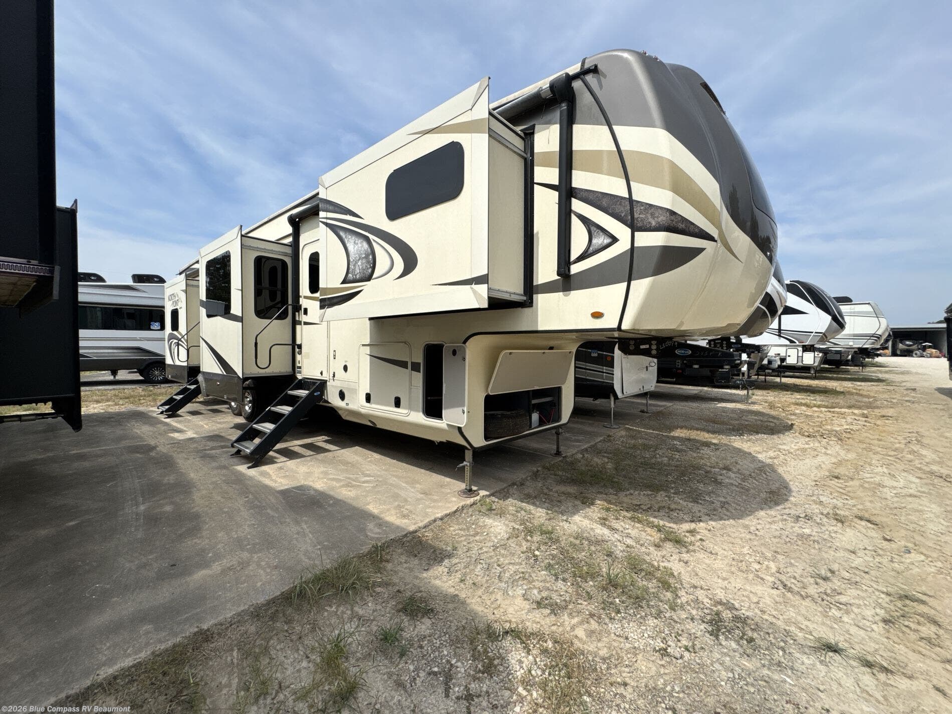 Used 2020 Jayco North Point 383FKWS available in Vidor, Texas