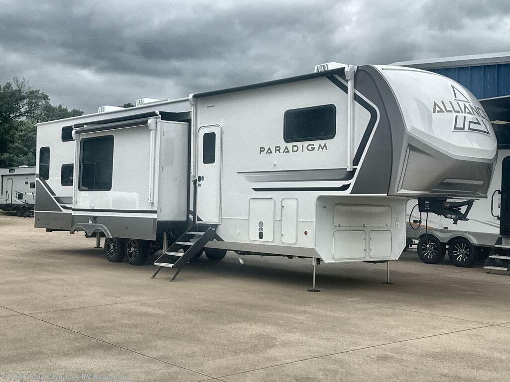 New 2026 Alliance RV Paradigm 395DS available in Vidor, Texas