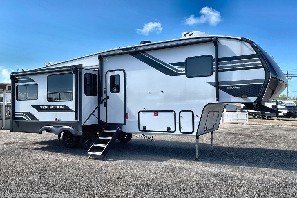 New 2026 Grand Design Reflection 303RLS available in Rockport, Texas