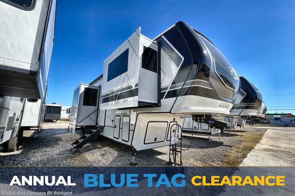 New 2026 Keystone Montana 3761FL available in Rockport, Texas