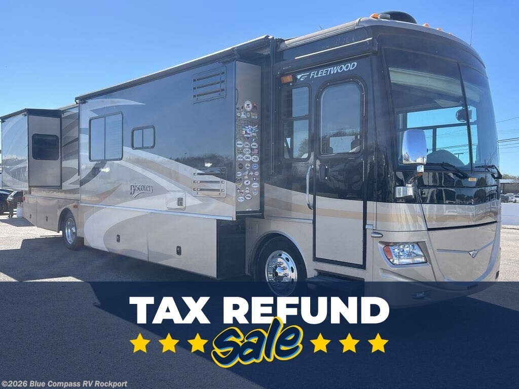 Used 2007 Fleetwood Discovery 40X available in Rockport, Texas