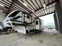 New 2026 Dutchmen Voltage V-Series 3800 available in Rockport, Texas