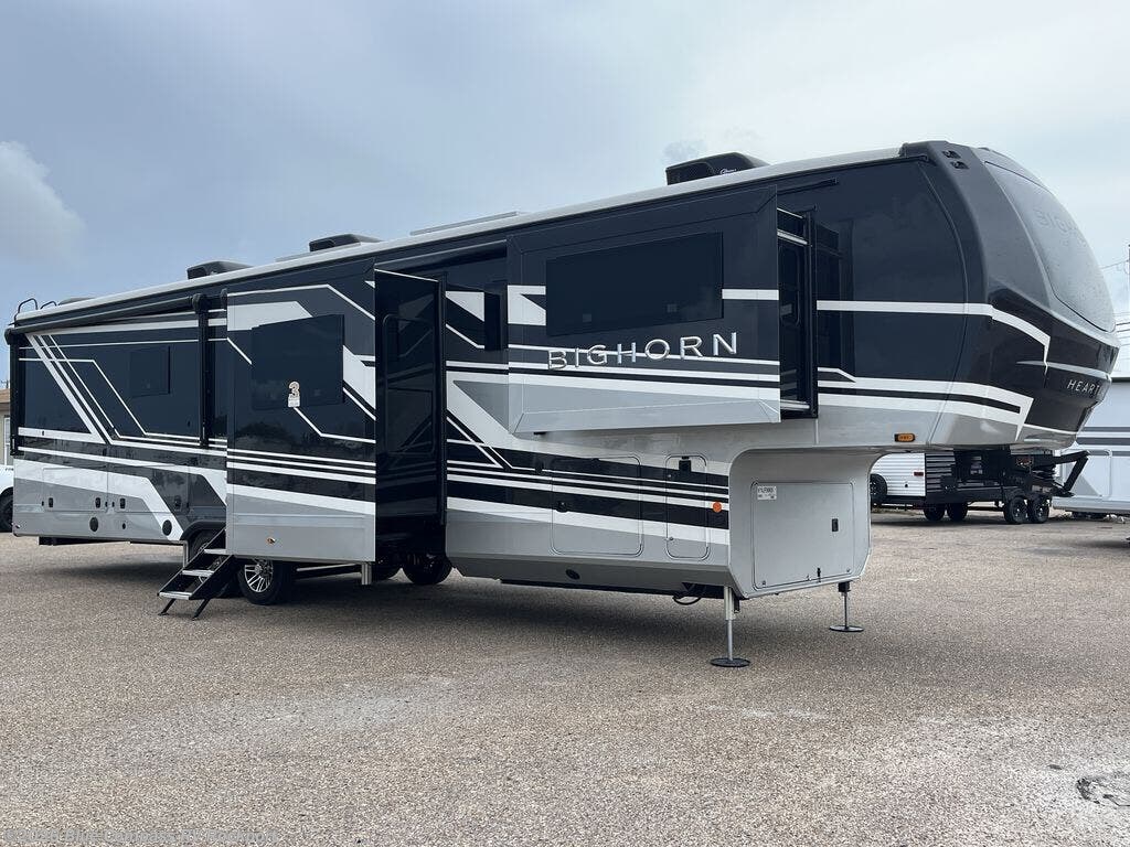 New 2027 Heartland Bighorn 39FL available in Rockport, Texas